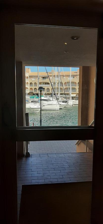 Les Iles D'or Au Port De Grand Climatise Hyeres